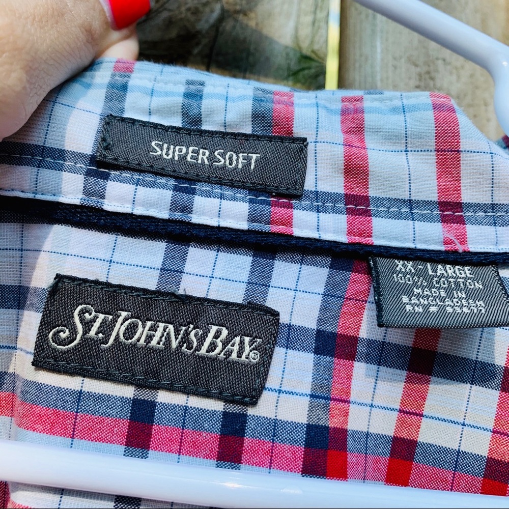 Men’s Super Soft Casual Button Down - Picture 3 of 3